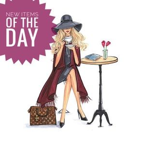 New items of the day. Check out my new listing❤️